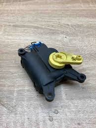 Actuator aeroterma 