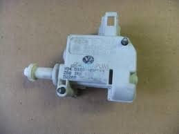 Actuator clapeta rezervor